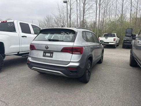 Used 2024 Volkswagen Taos S image 4