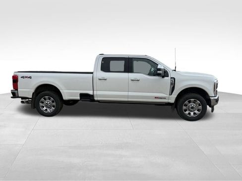 Used 2024 Ford F350 Lariat w/ Lariat Ultimate Package AWD/4WD image 3