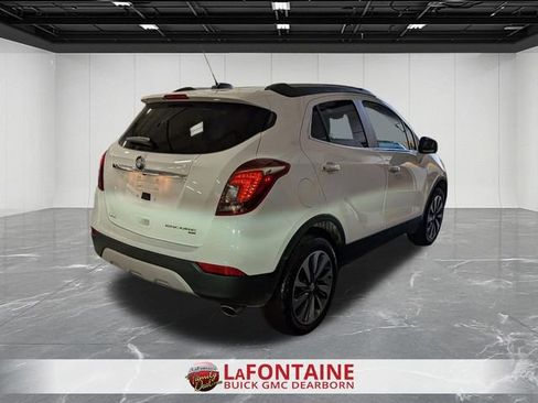 Used 2022 Buick Encore Preferred w/ Safety Package AWD/4WD image 5