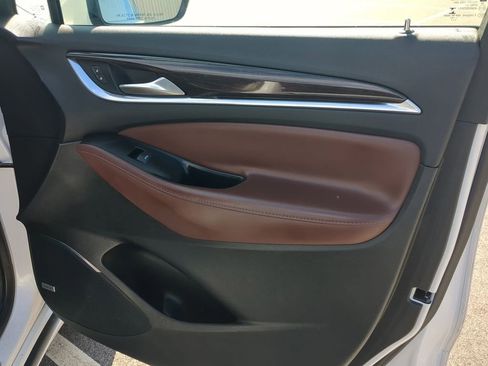 Used 2021 Buick Enclave Avenir w/ Avenir Technology Package image 40