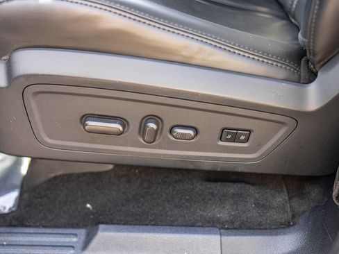 Used 2017 Lincoln Navigator L Select AWD/4WD image 24