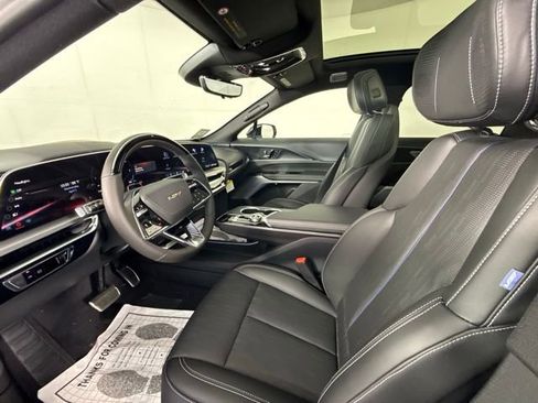 New 2026 Cadillac Lyriq V w/ Exterior Carbon Fiber Package AWD/4WD image 5