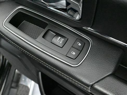 Used 2015 RAM 2500 Laramie w/ Convenience Group image 48