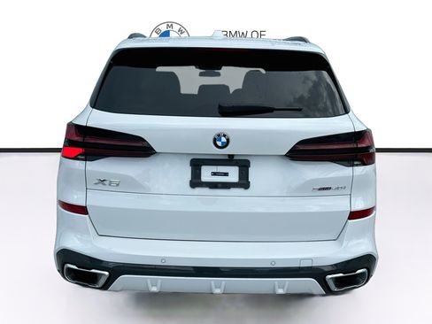 Used 2024 BMW X5 sDrive40i w/ M Sport Package RWD image 6