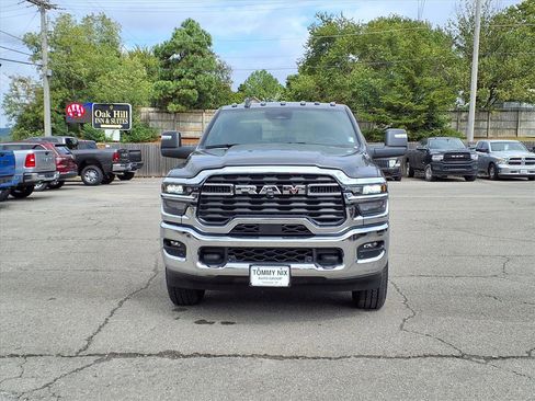 Used 2025 RAM 3500 Big Horn image 21