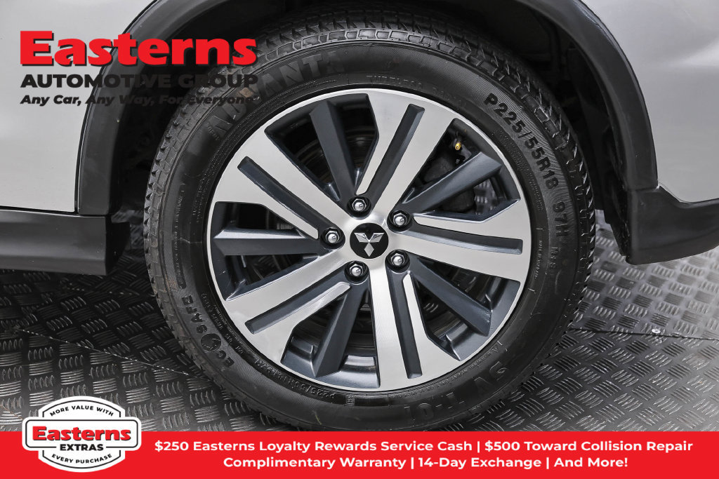 Used 2024 Mitsubishi Outlander Sport SE AWD/4WD image 9