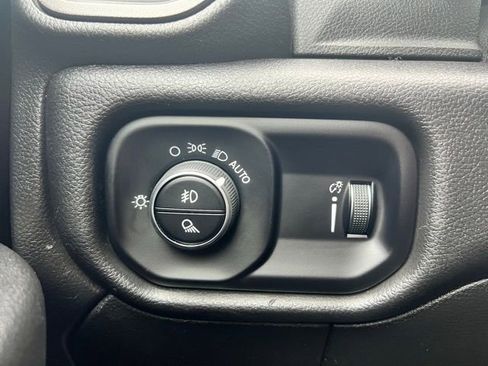 Used 2022 RAM 2500 Tradesman image 25