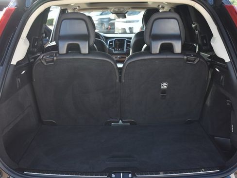 Used 2024 Volvo XC90 T8 Plus w/ Protection Package Premier AWD/4WD image 19