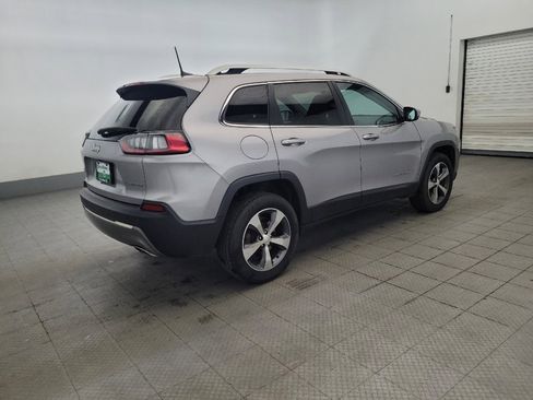 Used 2019 Jeep Cherokee Limited AWD/4WD image 10