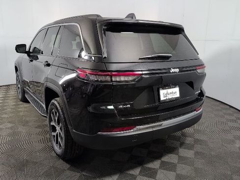 New 2025 Jeep Grand Cherokee Limited w/ Trailer Tow Package AWD/4WD image 4