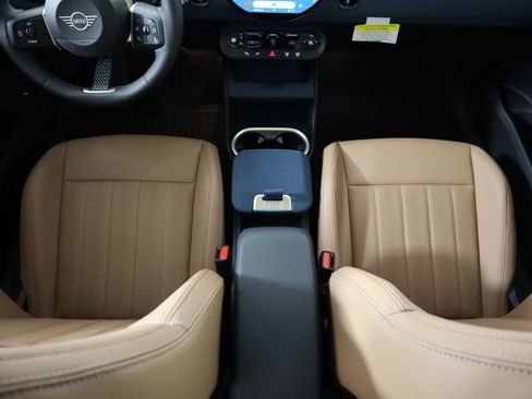 New 2026 MINI Cooper Countryman S w/ Comfort Package Max image 16