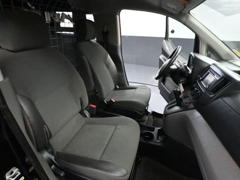 Used 2015 Nissan NV200 SV w/ Technology Package image 36