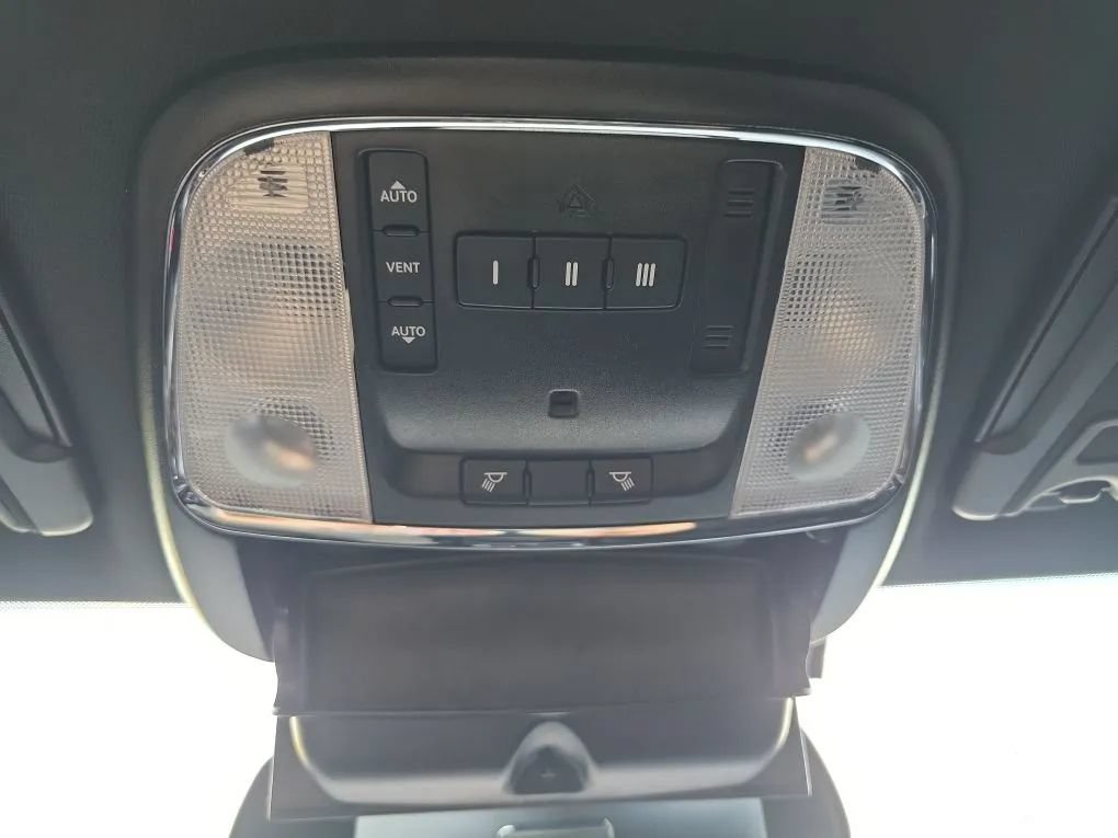 Used 2021 Dodge Charger R/T w/ Plus Group RWD image 37