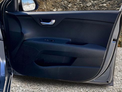 Used 2023 Kia Rio S w/ Technology Package image 15