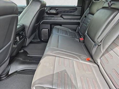 Used 2025 GMC Sierra 2500 AT4X AWD/4WD image 19