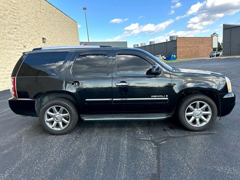 Used 2009 GMC Yukon Denali image 5