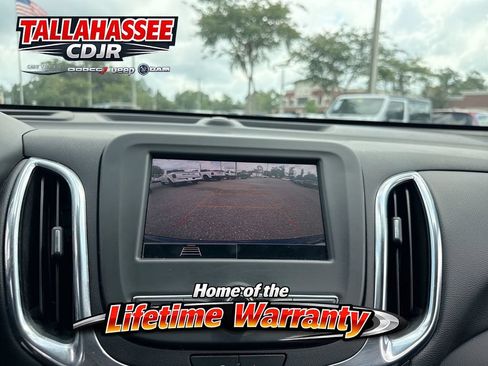 Used 2022 Chevrolet Equinox LT FWD image 25