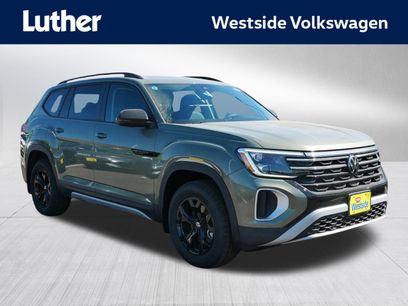 New 2025 Volkswagen Atlas Peak Edition SE