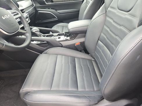 Certified 2025 Kia Telluride SX Prestige image 14
