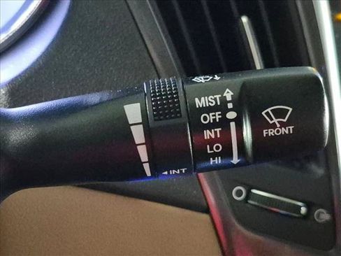 Used 2015 Hyundai Sonata Limited FWD image 12