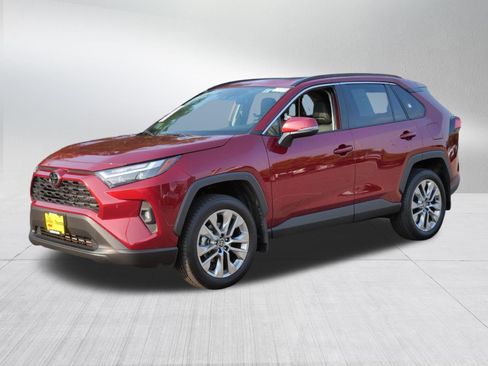 Certified 2025 Toyota RAV4 XLE Premium AWD/4WD image 3