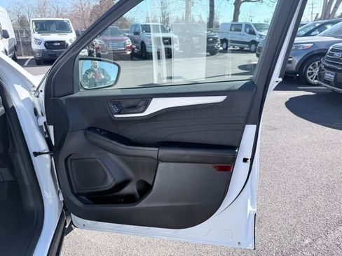 Certified 2022 Ford Escape SE w/ Convenience Package image 12