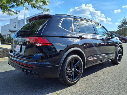Certified 2023 Volkswagen Tiguan SE R-Line image 6