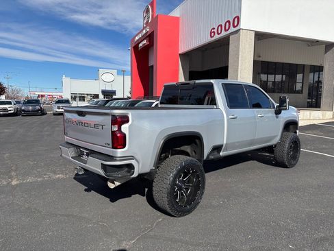 Used 2022 Chevrolet Silverado 2500 LTZ image 30