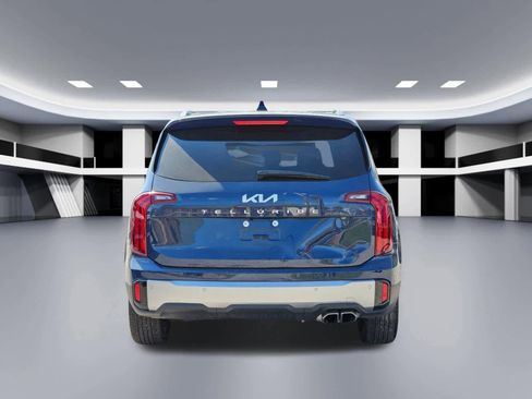 Used 2025 Kia Telluride S image 5