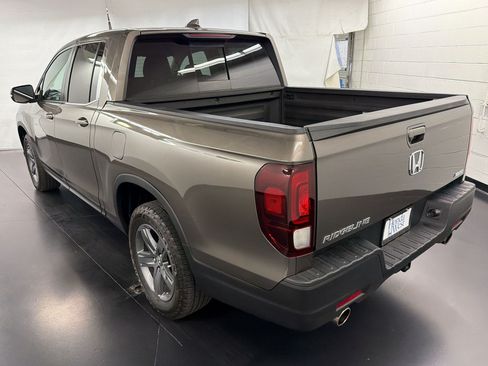 Certified 2021 Honda Ridgeline RTL image 3