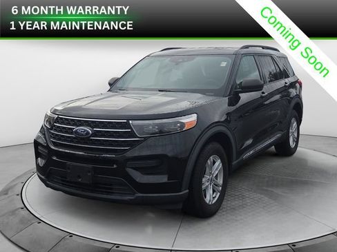 Used 2021 Ford Explorer XLT AWD/4WD image 1
