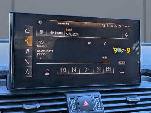 Used 2022 Audi Q5 2.0T Premium w/ Convenience Package image 22