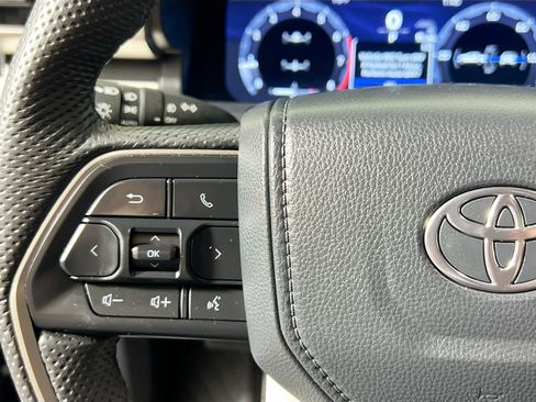 Used 2024 Toyota Tacoma TRD Sport RWD image 18