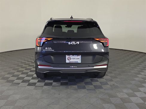 New 2026 Kia Sportage EX image 6