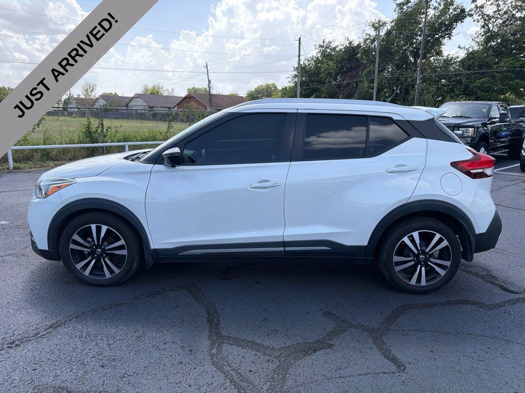 Certified 2020 Nissan Kicks SR w/ SR Premium Package FWD image 8