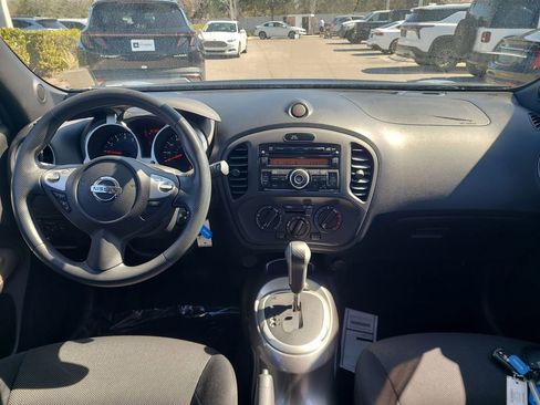 Used 2014 Nissan Juke S image 22