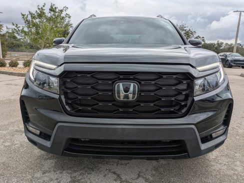 Used 2023 Honda Passport Elite image 3