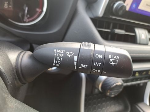 Used 2023 Toyota RAV4 XLE image 21