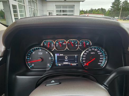 Used 2015 Chevrolet Suburban LTZ AWD/4WD image 13