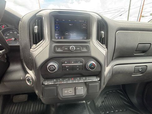 Used 2022 Chevrolet Silverado 1500 W/T RWD image 25