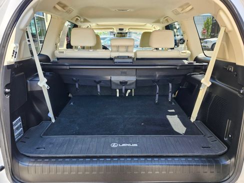 Used 2023 Lexus GX 460 Premium w/ Premium Plus Package AWD/4WD image 32