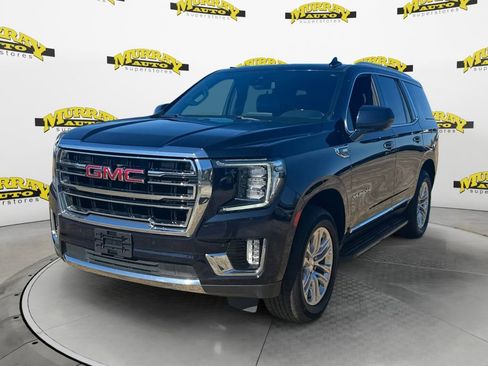 Used 2023 GMC Yukon SLT image 1