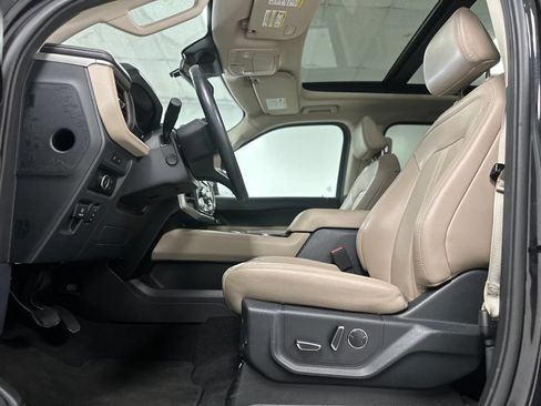 Certified 2024 Ford Expedition Max Limited AWD/4WD image 21