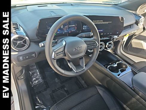 New 2025 Chevrolet Blazer EV LT w/ Midnight/Sport Edition image 15