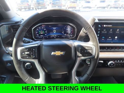 Used 2025 Chevrolet Silverado 2500 LT w/ Convenience Package AWD/4WD image 32