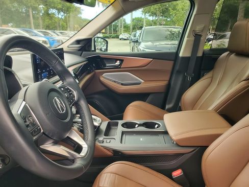Used 2025 Acura MDX FWD w/ Technology Package image 17