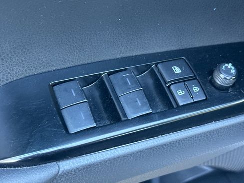 Used 2025 Toyota Camry LE image 13