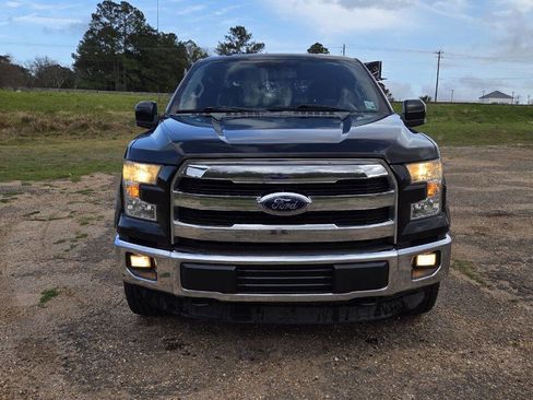 Used 2015 Ford F150 Lariat w/ Equipment Group 501A Mid image 8