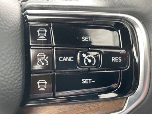 Used 2022 Jeep Grand Wagoneer Series I AWD/4WD image 20