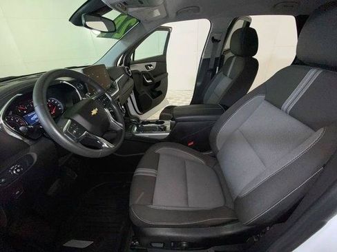 Used 2024 Chevrolet Blazer LT w/ Convenience Package FWD image 24